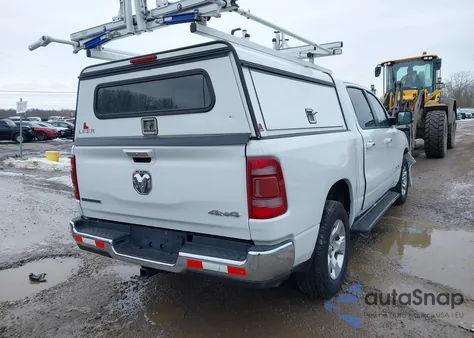 2020 Ram 1500 Big Horn 4X4 5'7 Box z USA, uszkodzony, nr VIN 1C6RRFFG3LN263389